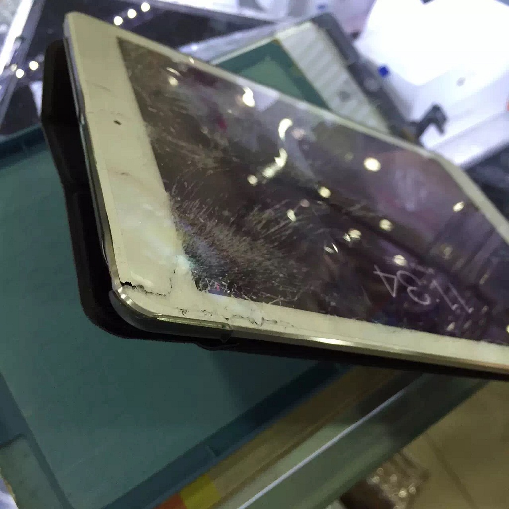 主机屏碎了怎么办用什么