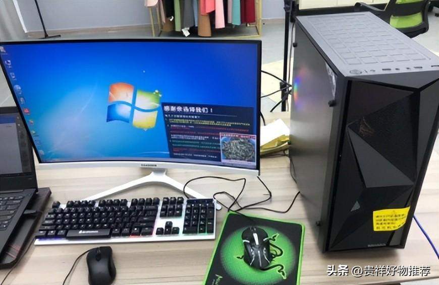 电脑主机内部白色的东东干嘛的