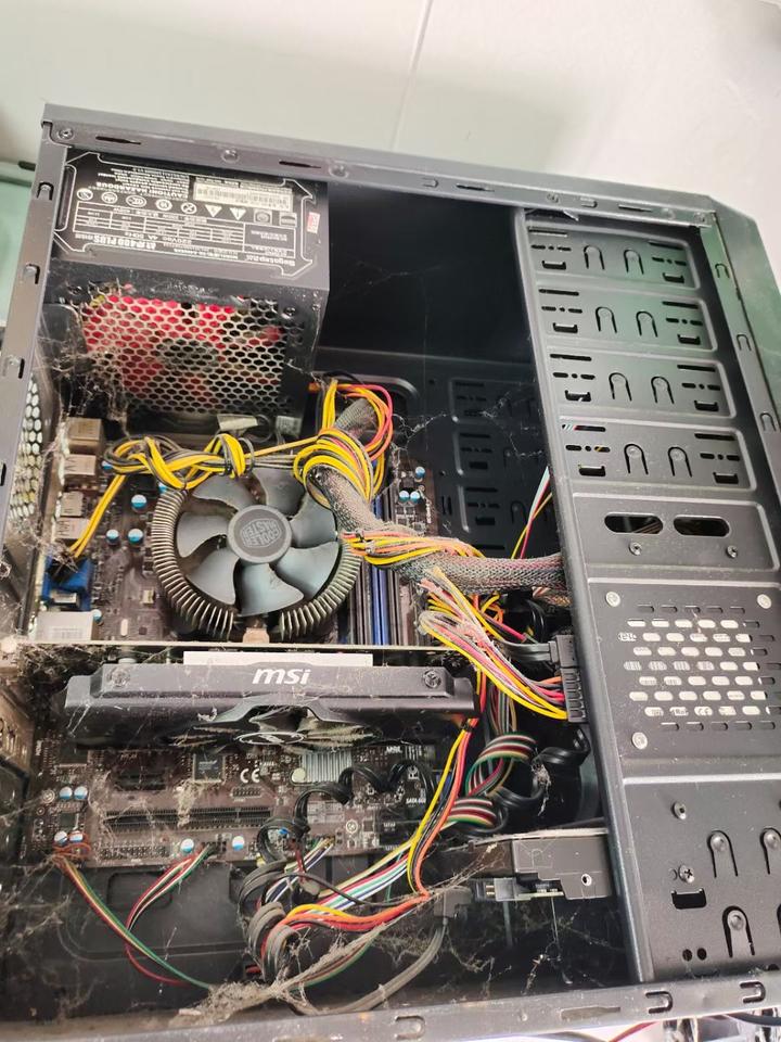电脑主机在响三短一长