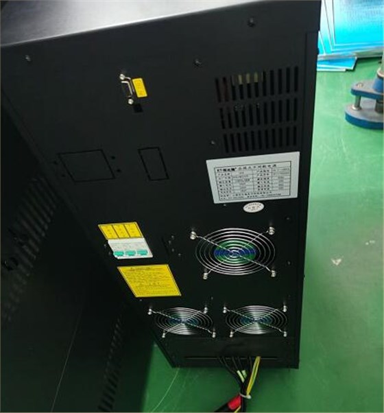 主机换新电源后响警报