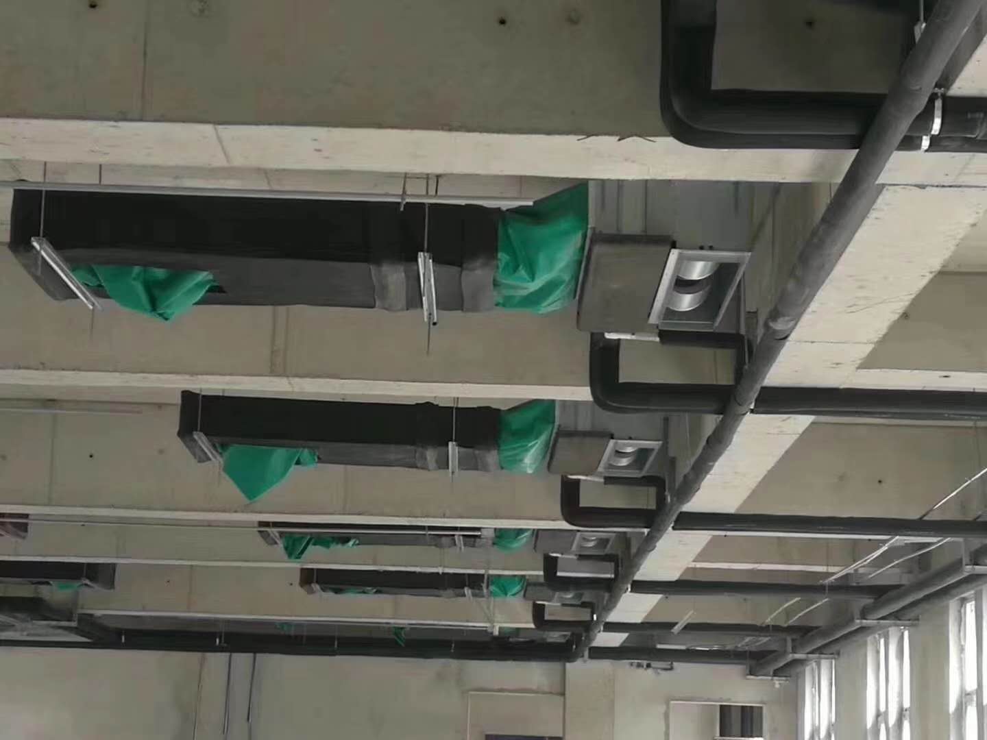 风管机外接主机的管是什么管